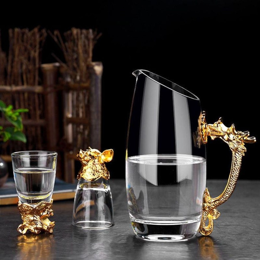 Barware GARY/YCL-005-2023/SEA | Zodiac Shot Glasses With Glass Jug Color Gold