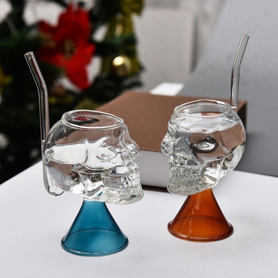 Barware GARY/YCL-042-2023/SEA | Skull Shape Cocktail Glass With Straw - Set Of 2